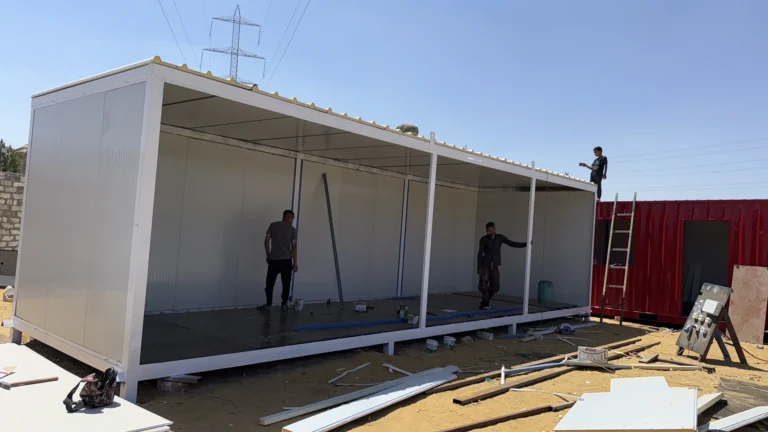 أفضل أنواع الكرفانات في مصر للمواقع: كرفان مكتب هندسي مجهز بالكامل