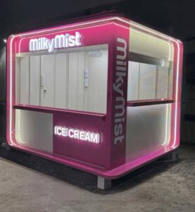 تصميم مشروع فود تراك مجهز باستانلس غذائي وعزل حراري من مصنع استبرق بأفضل أسعار الكرفانات التجارية في مصر.